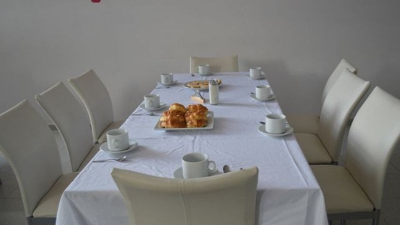 Se licitaron los servicios de prestación alimentaria y limpieza del CIIC