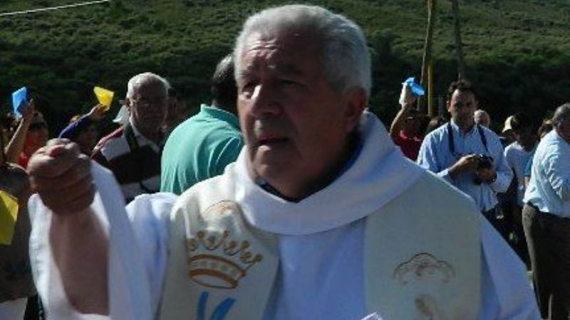 Tras 27 años como párroco, el P. Canal Feijoo fue reemplazado por el P. Jerónimo Paz