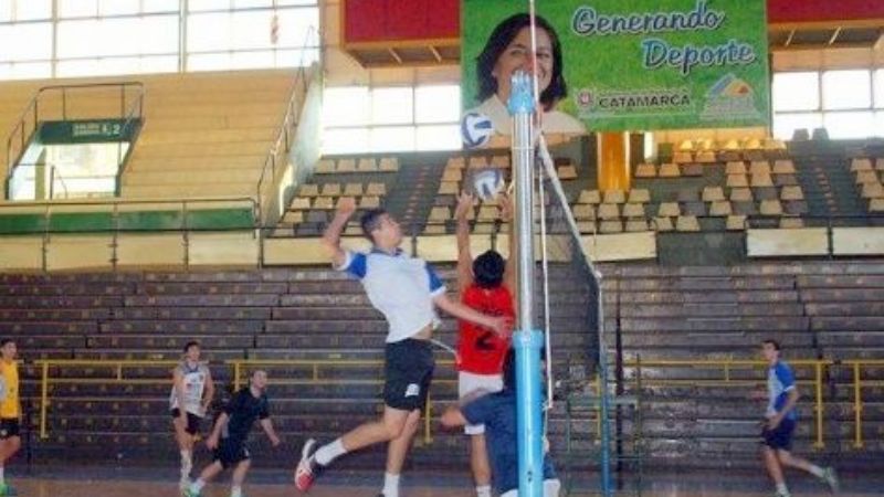 Ateneo Mariano Moreno inicia la búsqueda de la final en Rosario