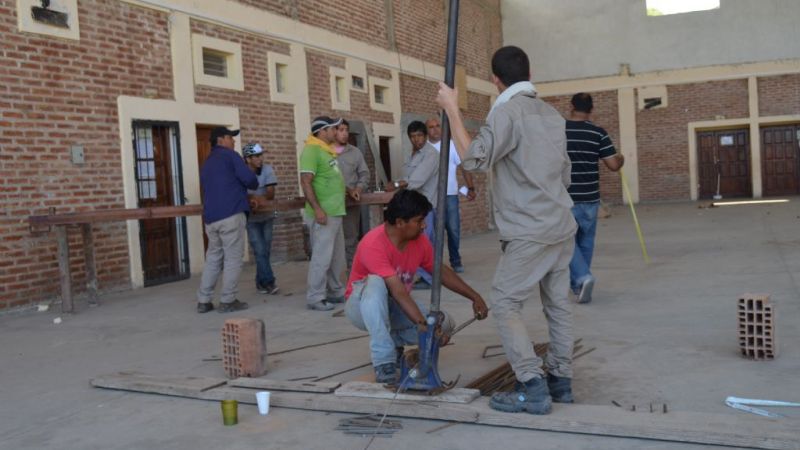 Construyen aulas en la Escuela Municipal N° 2