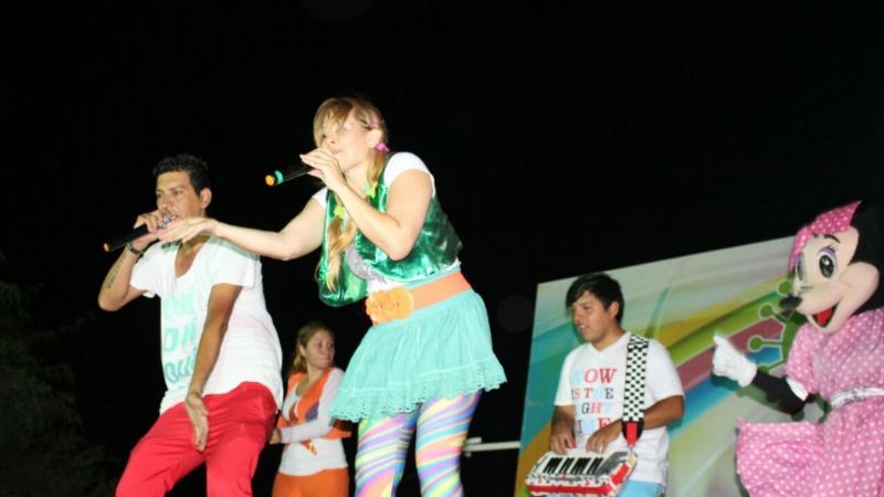 "Viva la Plaza" llenó de canto y alegría al norte de la ciudad