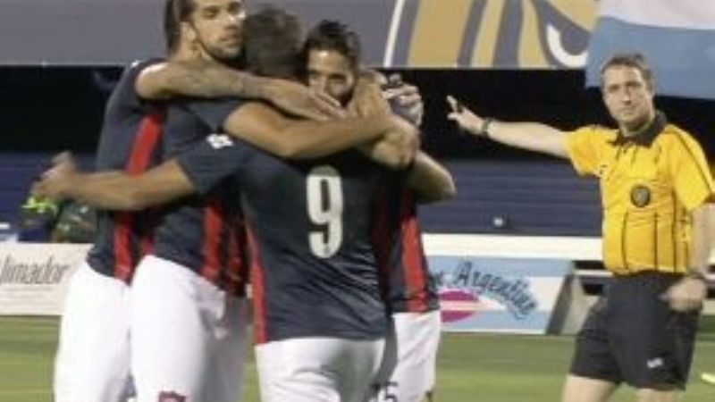 San Lorenzo de Almagro tuvo un triunfal estreno del 2015