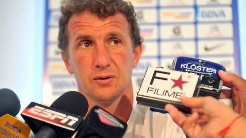 Arruabarrena tiene “mucho para hablar con los jugadores” tras la caída