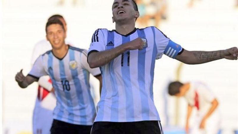 Argentina se recuperó con otra goleada frente a Perú