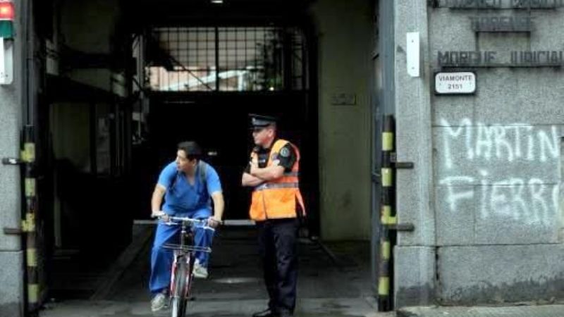 El cuerpo de Nisman presenta un único balazo sobre la oreja derecha