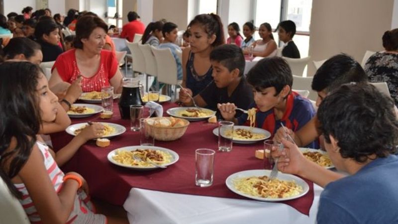 “Le pongo el corazón a las comidas para los chicos”