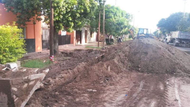 Obra en Avenida San Martín para mejorar el servicio de agua