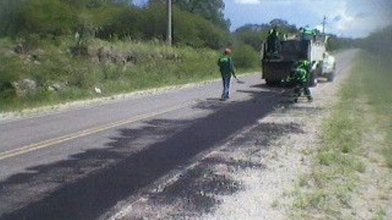 Bacheo en la ruta 42