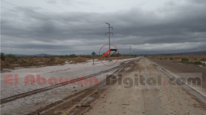 Accidentes en la ruta 60 por inundación de calzada
