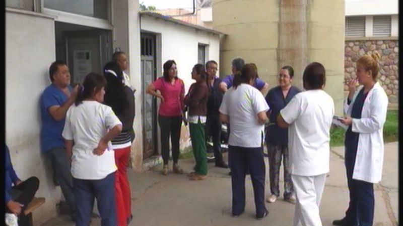 Médicos piden renuncia de directora de hospital