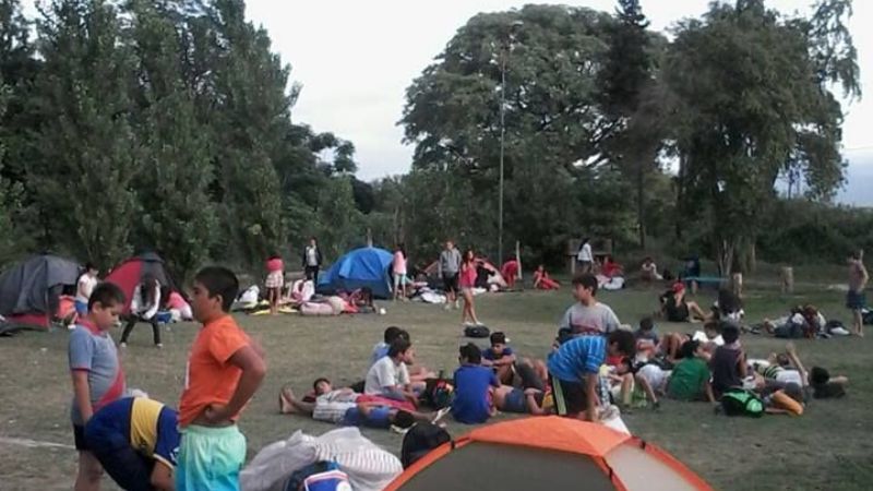 Exitoso campamento de los niños de la Colonia de Valle Viejo