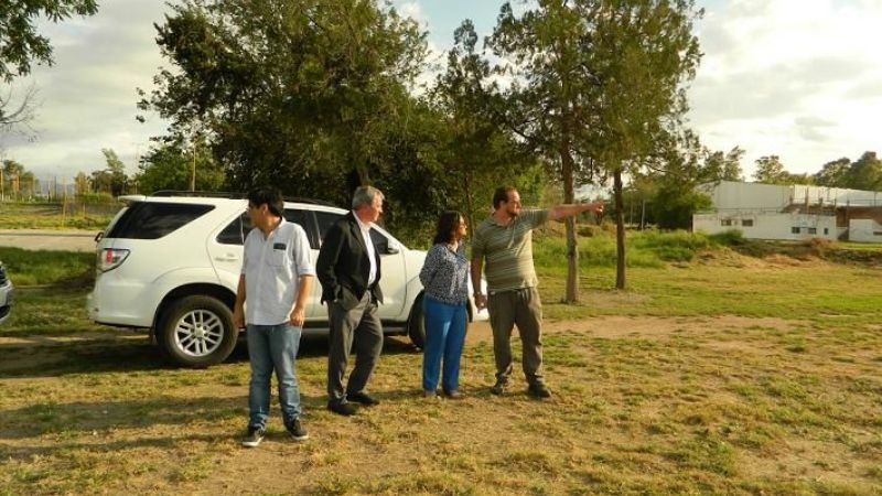 La gobernadora recorrió el CIIC y el Polideportivo