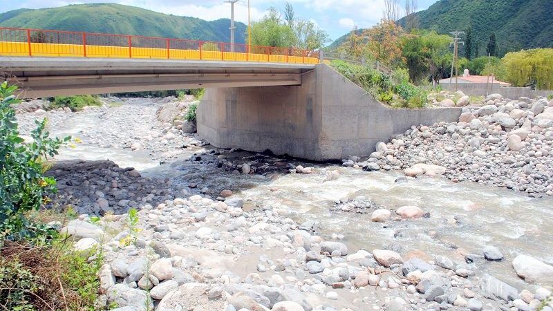 El puente del Mástil, que todos señalan y ya nadie quiere