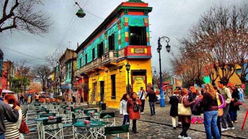 Después de 41 años, reabre el Teatro Caminito en La Boca