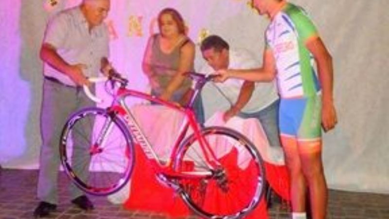 Páez intentó sabotear acto