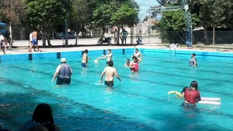 Día de pileta para alumnos del Instituto de Rehabilitación