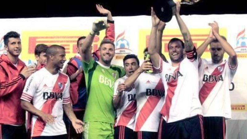 River aplastó 4-0  a Independiente y ganó la Copa de Oro