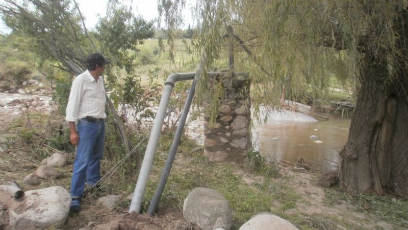 Se restableció el servicio de agua potable en Las Juntas