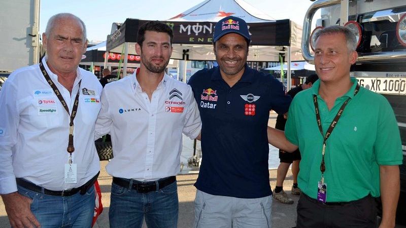 El ministro Meyer visitó el campamento de Villa Carlos Paz