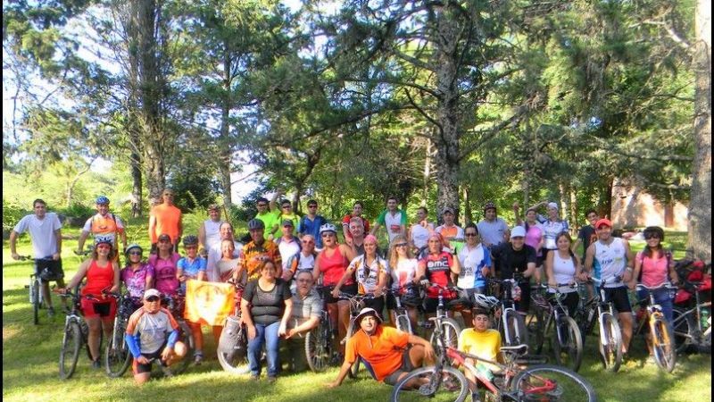 Exitosa 1ra. Jornada de Iniciación al Cicloturismo 2014