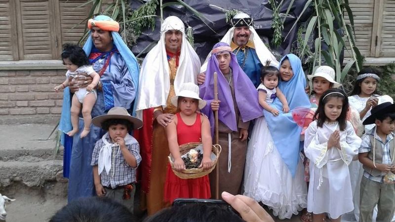 Los Reyes Magos visitaron los pesebres de Belén
