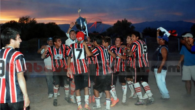 Chacarita campeón 2015 de la primera copa distrital