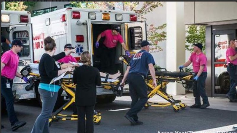 Al menos 15 muertos por un tiroteo en una universidad de Oregon, EE.UU.