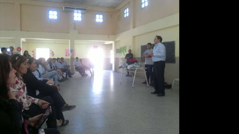 Mera en la capacitación de Brigadas Verdes en Bañado de Ovanta