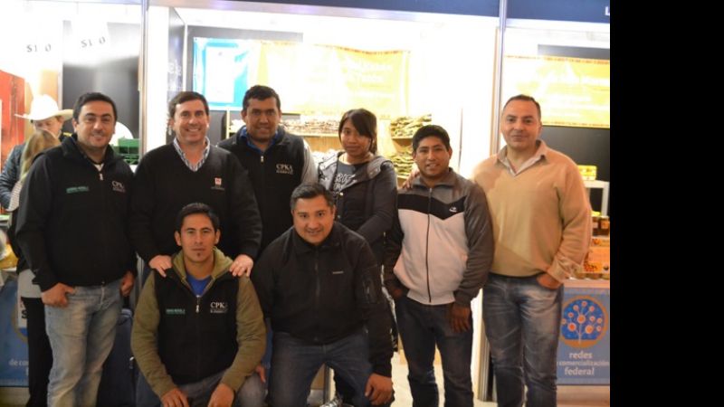 Participación de Grupos Cambio Rural II en el Festival Gastronómico Argentino Raíz