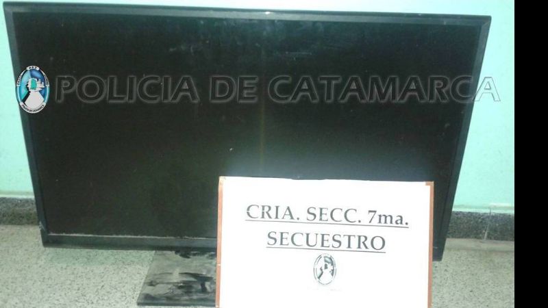 Robó un plasma y lo atraparon