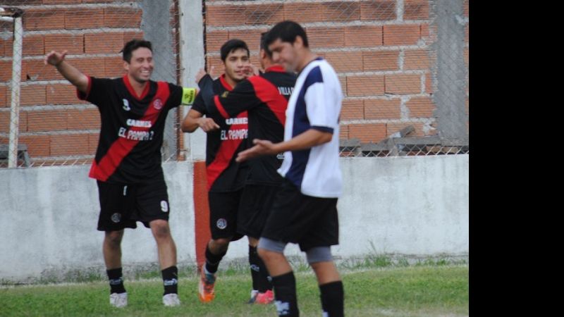 Defensores dejó 2 puntos en La Banda y La Villa sigue al acecho