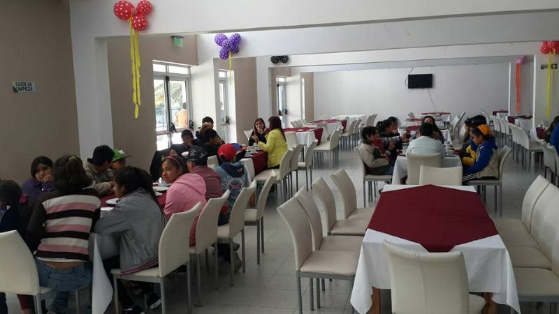 Alumnos de Valle Viejo disfrutan de viajes de estudios