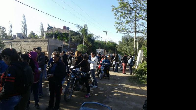 Los candidatos del FPV caminan Valle Viejo