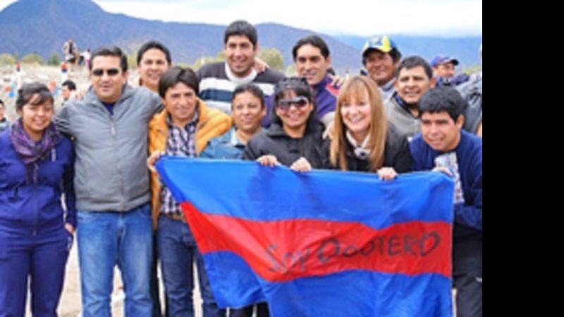San Lorenzo de Huachaschi con su propia cancha