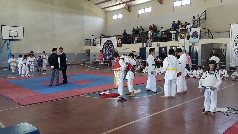 Multitudinaria 2da. fecha por el Provincial 2015 de la UCK