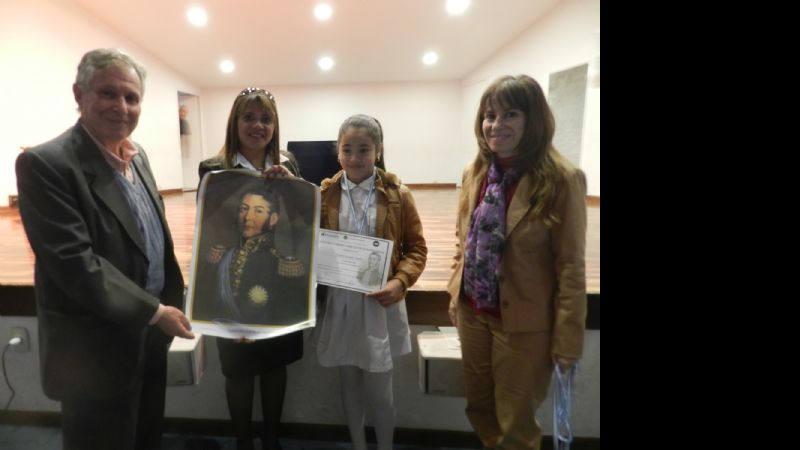 Premios por el 1° Concurso Histórico Literario sobre Vida y Obra del General San Martín