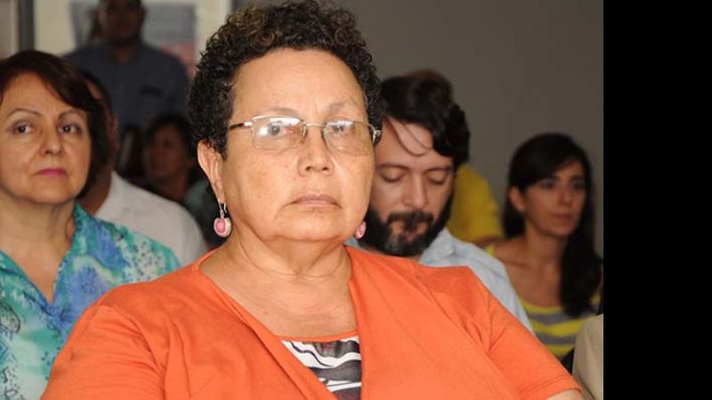 Desplazan a funcionaria