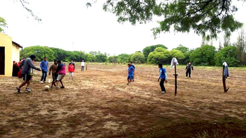 Chicos del Cepla junto a los jóvenes de “La Sala”