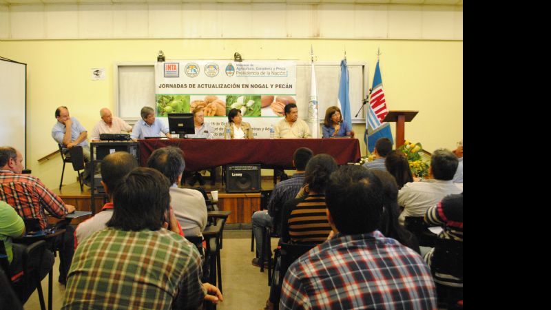 Analizan la socialización del conocimiento en el territorio