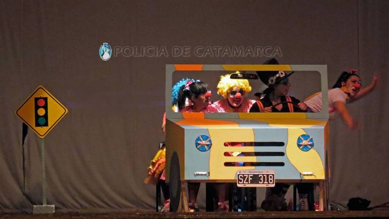 "Payasos en Peligro" se presentó en el Cine Teatro Catamarca
