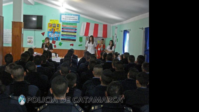 Jornada sobre alimentación y actividad física en la Escuela de cadetes