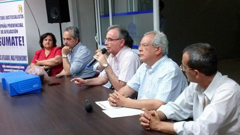 Conferencia de prensa del FPV en la sede del PJ