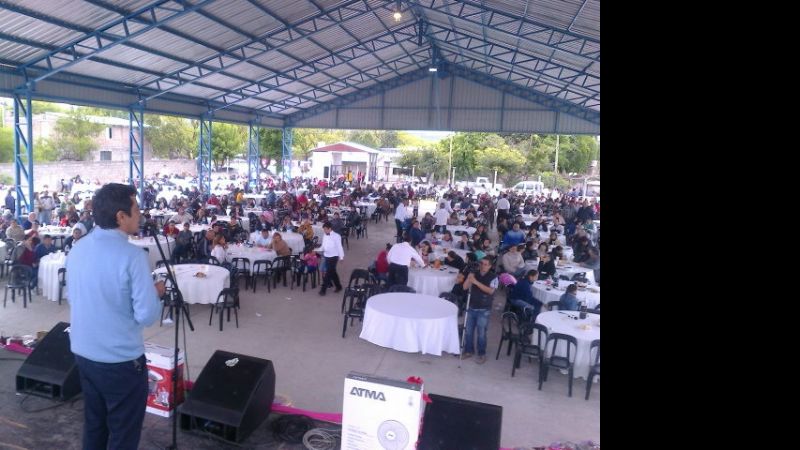 Festejo del Día de las Madres en El Alto