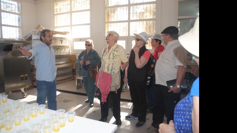 Jubilados cordobeses visitaron el INTA Catamarca