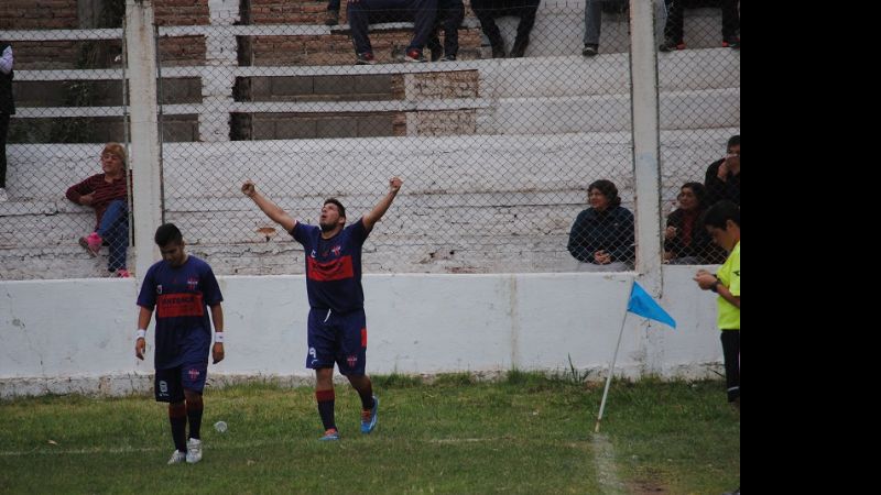 Social Rojas empató y se complicó; Obreros ganó y se alivió