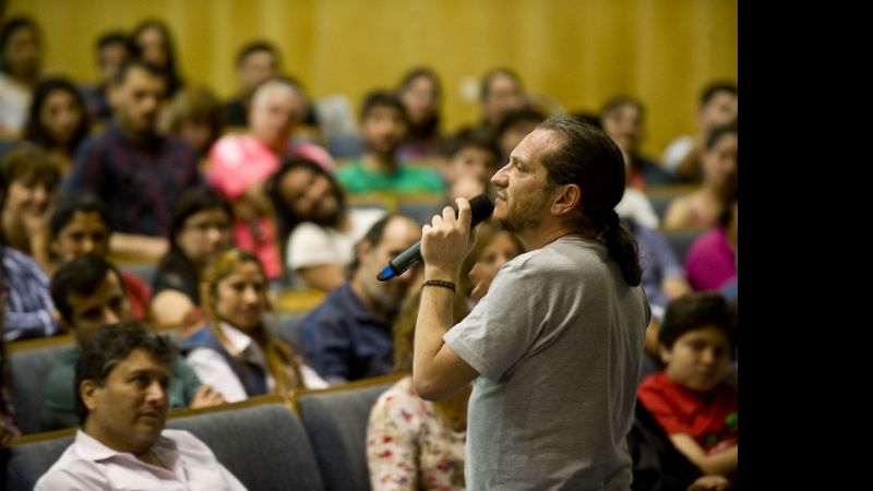 Más de 700 catamarqueños filosofaron con Darío Sztajnszrajber