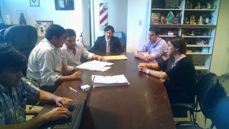 Apertura de sobre para compra de maquinaria vial