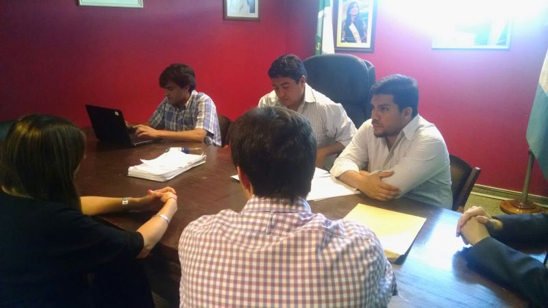 Apertura de sobre para compra de maquinaria vial