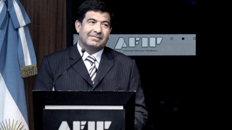 Sobreseyeron a Echegaray en causa que le costó el cargo en la AGN