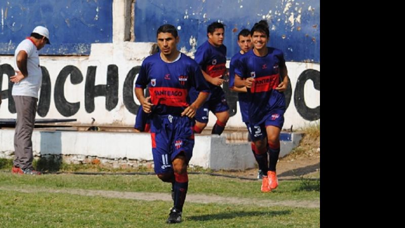 Los Sureños se aseguró entrar al “Petit” y digno adiós de Obreros